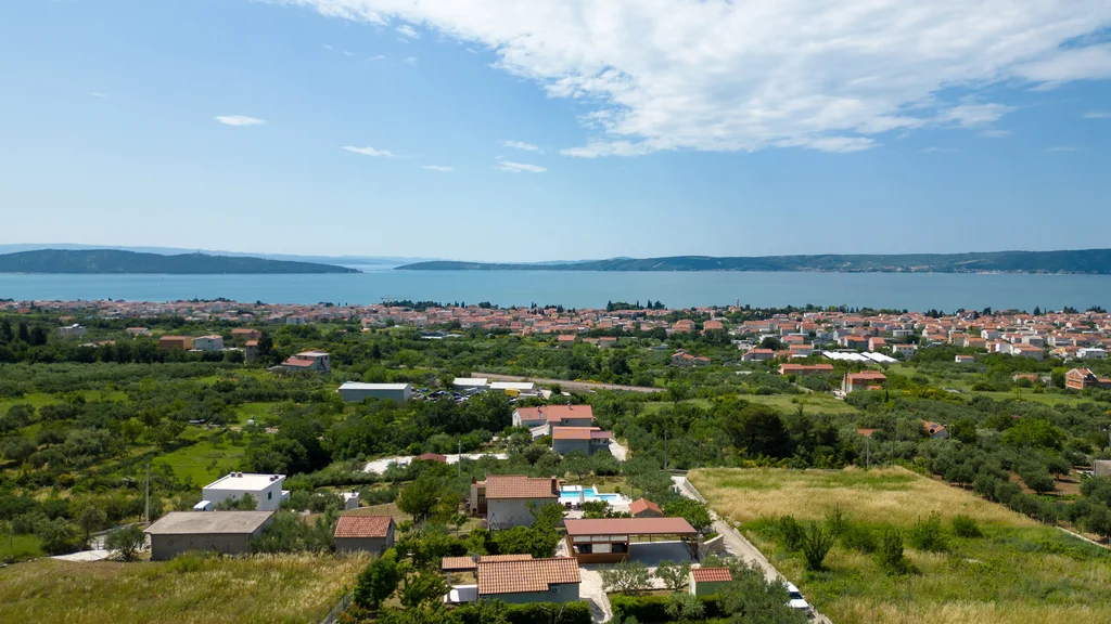 Spacious Family Villa in Kaštel Lukšić