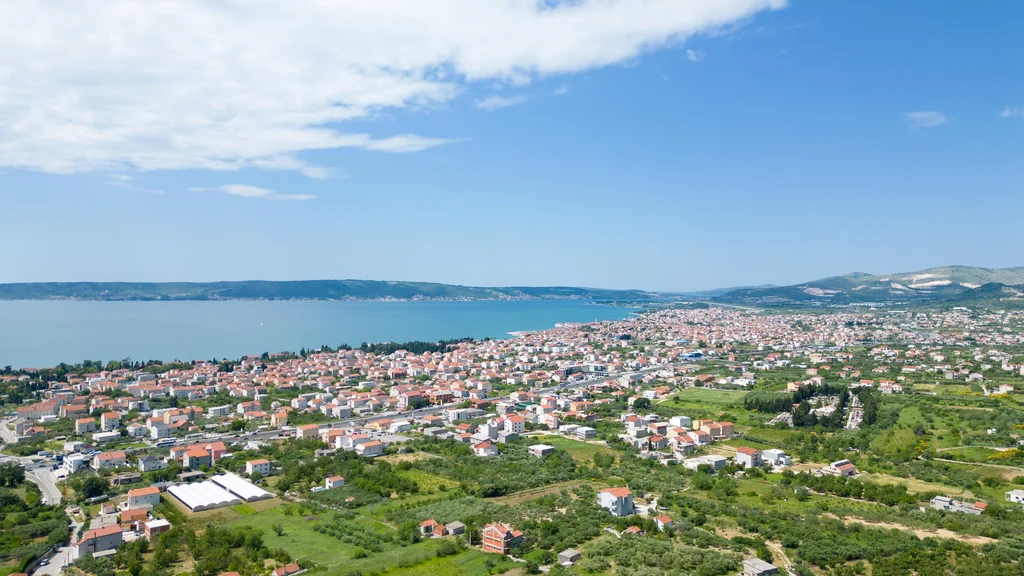 Spacious Family Villa in Kaštel Lukšić