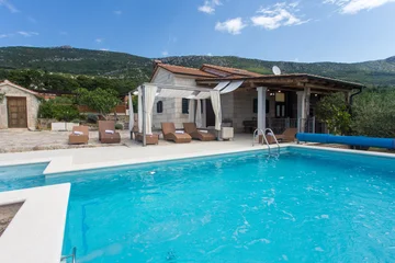 Spacious Family Villa in Kaštel Lukšić