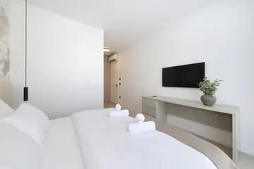 Modern Seaside Villa with Pool in Tkon