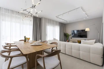 Modern 4-Bedroom Villa with Pool in Žrnovnica