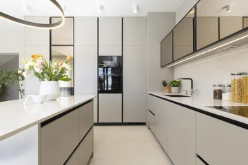 Modern 4-Bedroom Villa with Pool in Žrnovnica