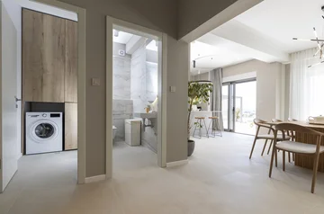 Modern 4-Bedroom Villa with Pool in Žrnovnica