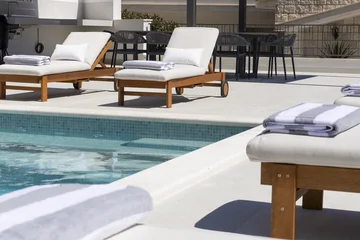 Modern 4-Bedroom Villa with Pool in Žrnovnica