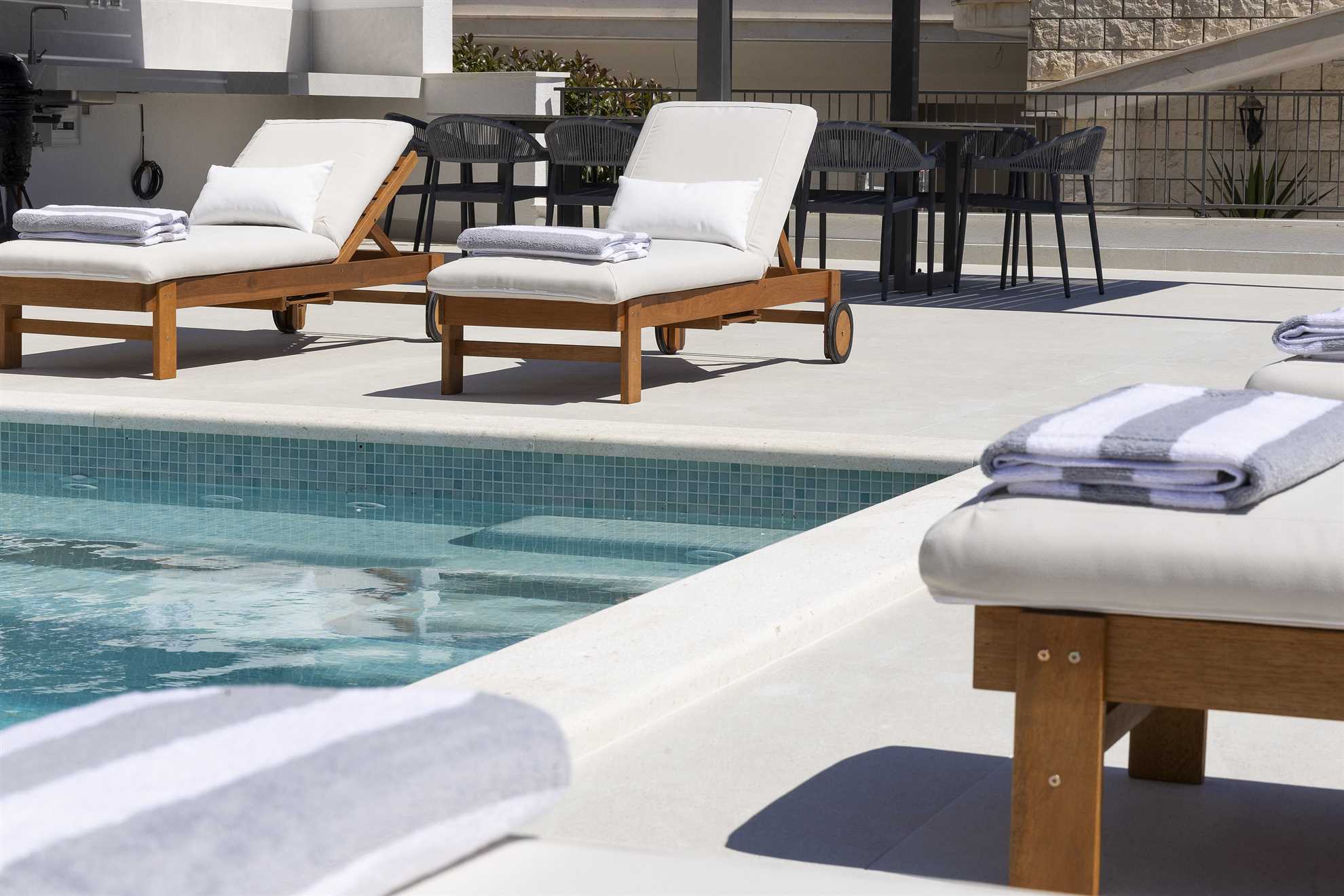 Luxury Villa Demi with Pool