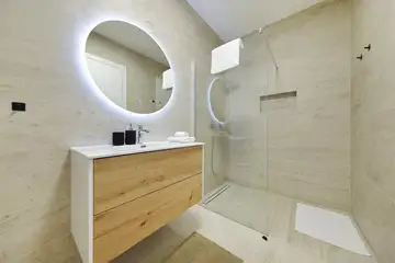 Modern Villa with Heated Pool on Pasman Island, Tkon