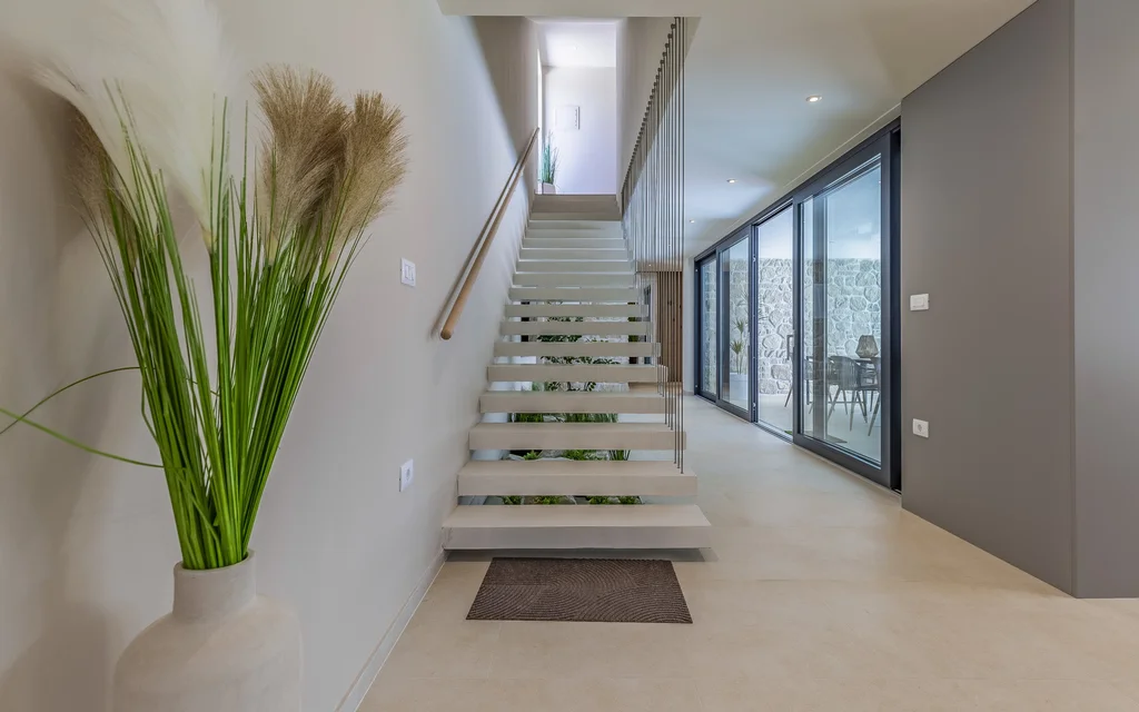 Spacious Six-Bedroom Villa Retreat Medulin