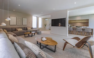 Spacious Six-Bedroom Villa Retreat Medulin