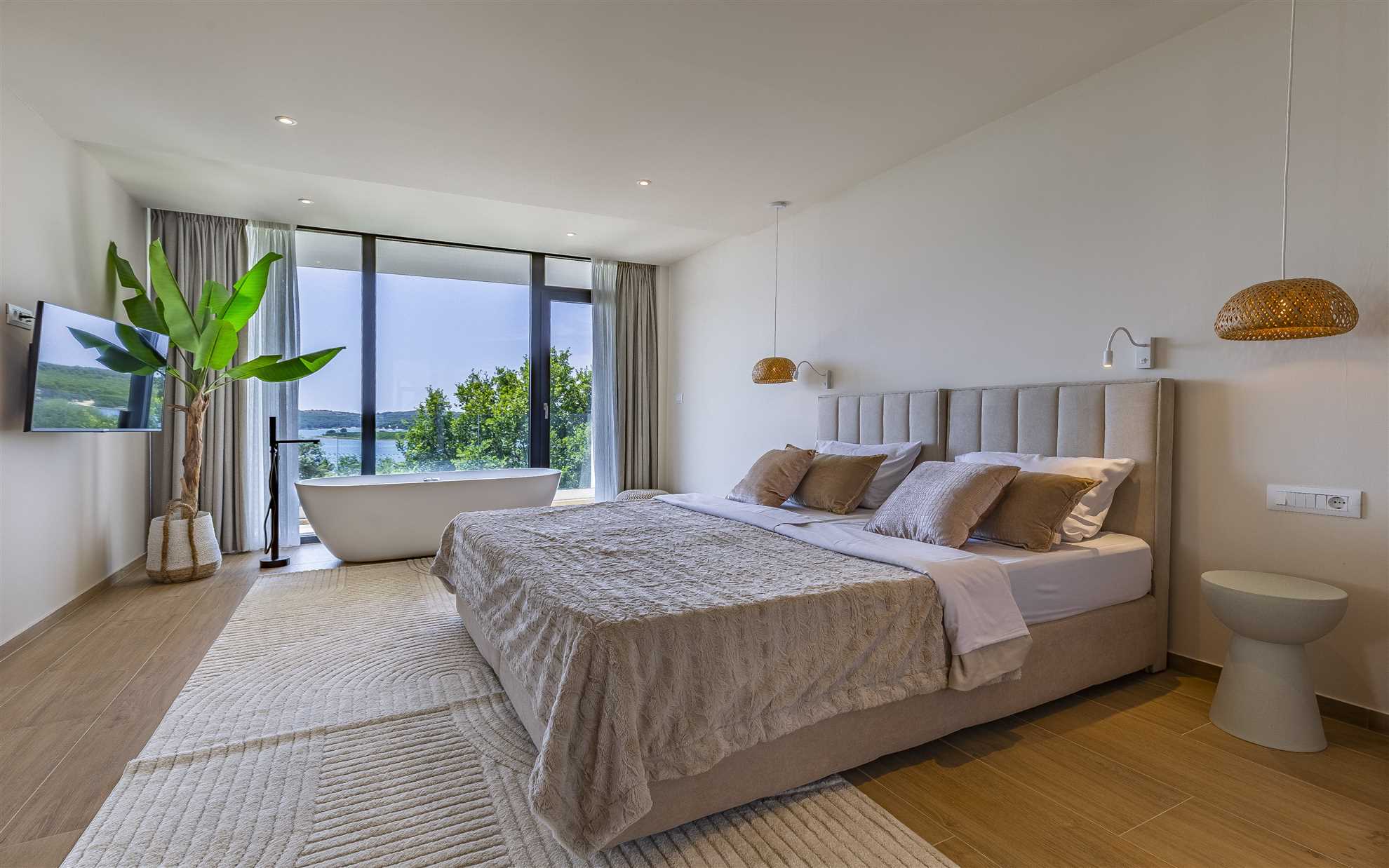 Luxury Villa Estrellis with Pool