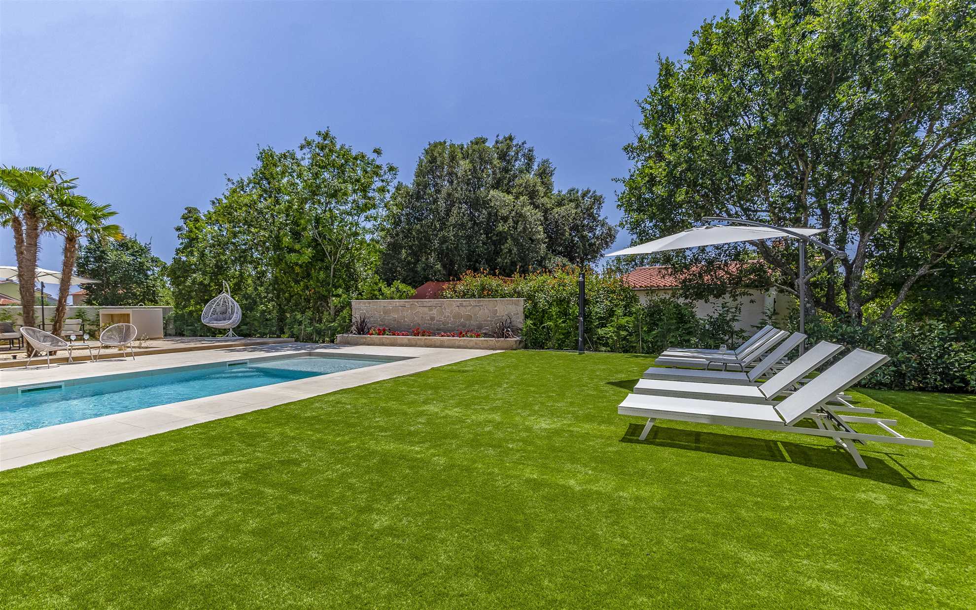 Luxury Villa Estrellis with Pool