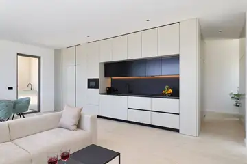 Modern Seafront Villa with Pool in Tkon