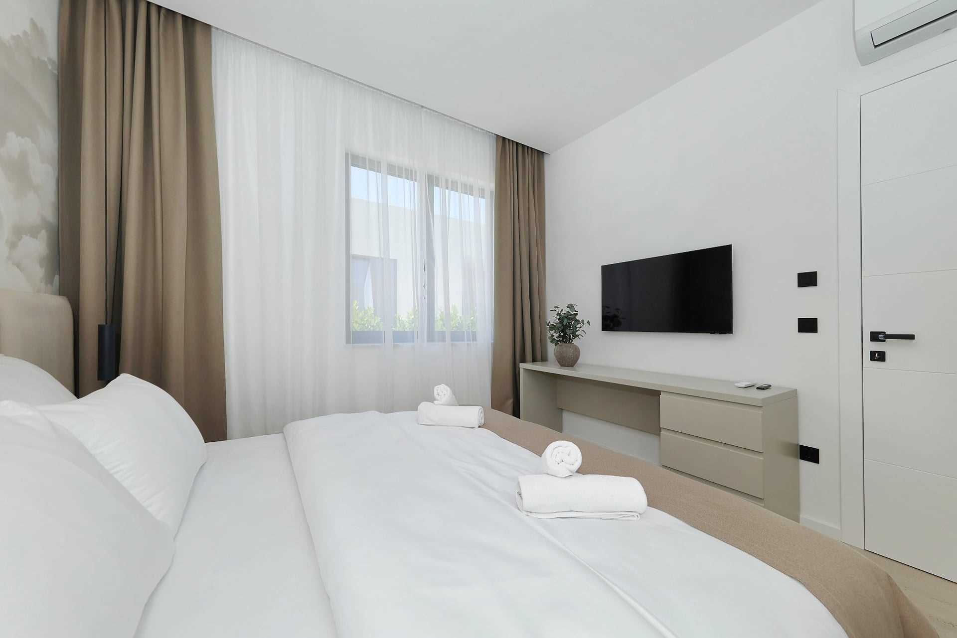Luxury Villa Pasman Amethyst with Pool