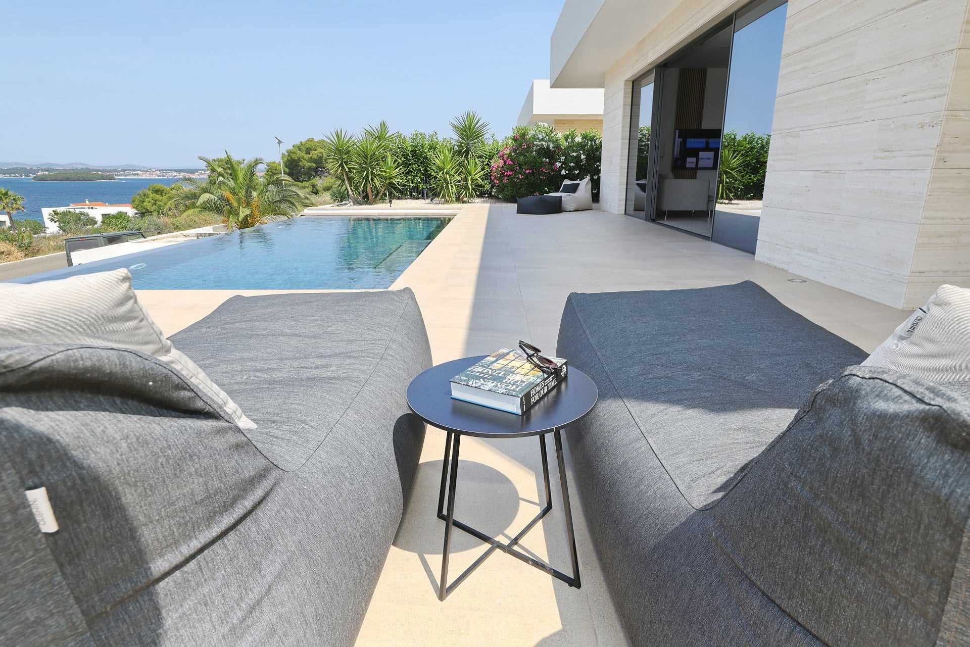 Luxury Villa Pasman Carnelian with Pool