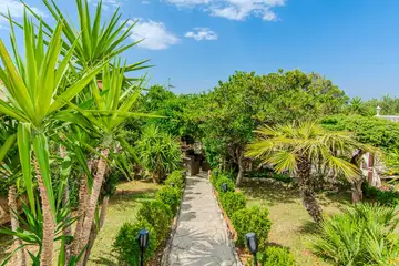 Family Villa with Pool and Sea View in Maslenica