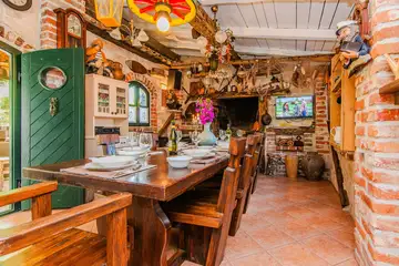 Family Villa with Pool and Sea View in Maslenica