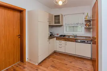 Family Villa with Pool and Sea View in Maslenica