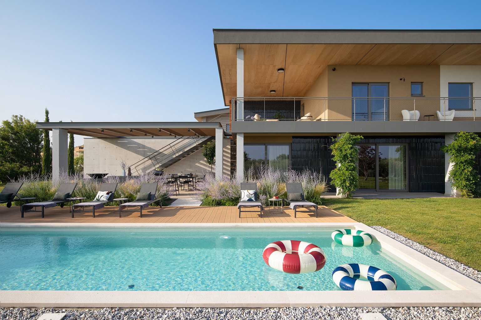 Villa Alba di Sereno with Pool