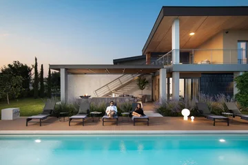 Modern Four-Bedroom Villa with Heated Pool in Vodnjan