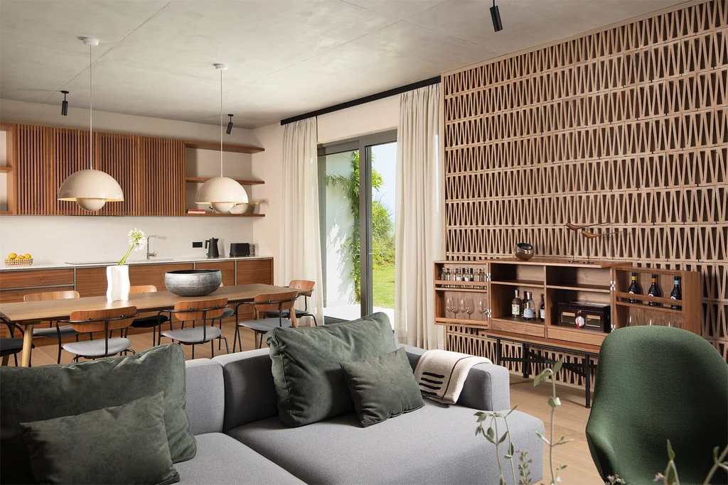 Modern Four-Bedroom Villa with Heated Pool in Vodnjan
