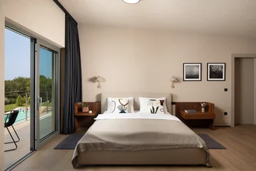 Modern Four-Bedroom Villa with Heated Pool in Vodnjan