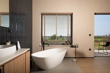 Modern Four-Bedroom Villa with Heated Pool in Vodnjan