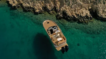 Modern Four-Bedroom Villa with Heated Pool in Vodnjan