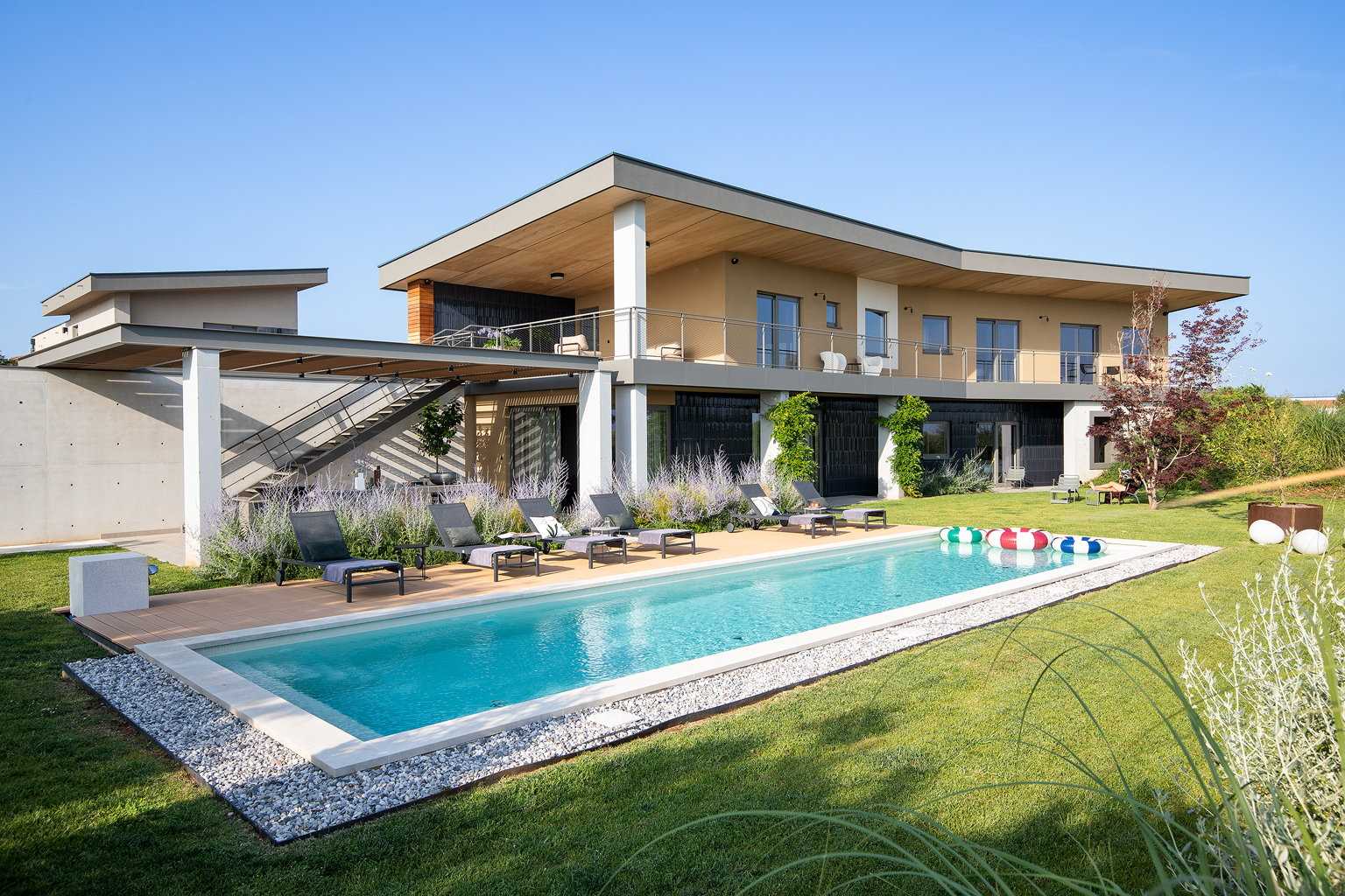 Villa Alba di Sereno with Pool