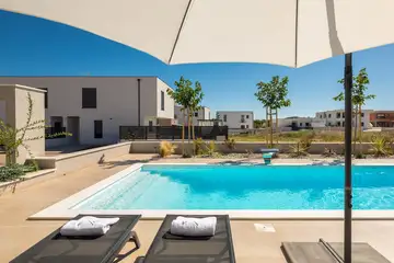 Modern Villa with Heated Pool in Vodice