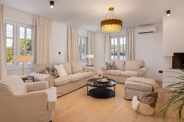 Coastal Villa Retreat with Pool in Ražanj