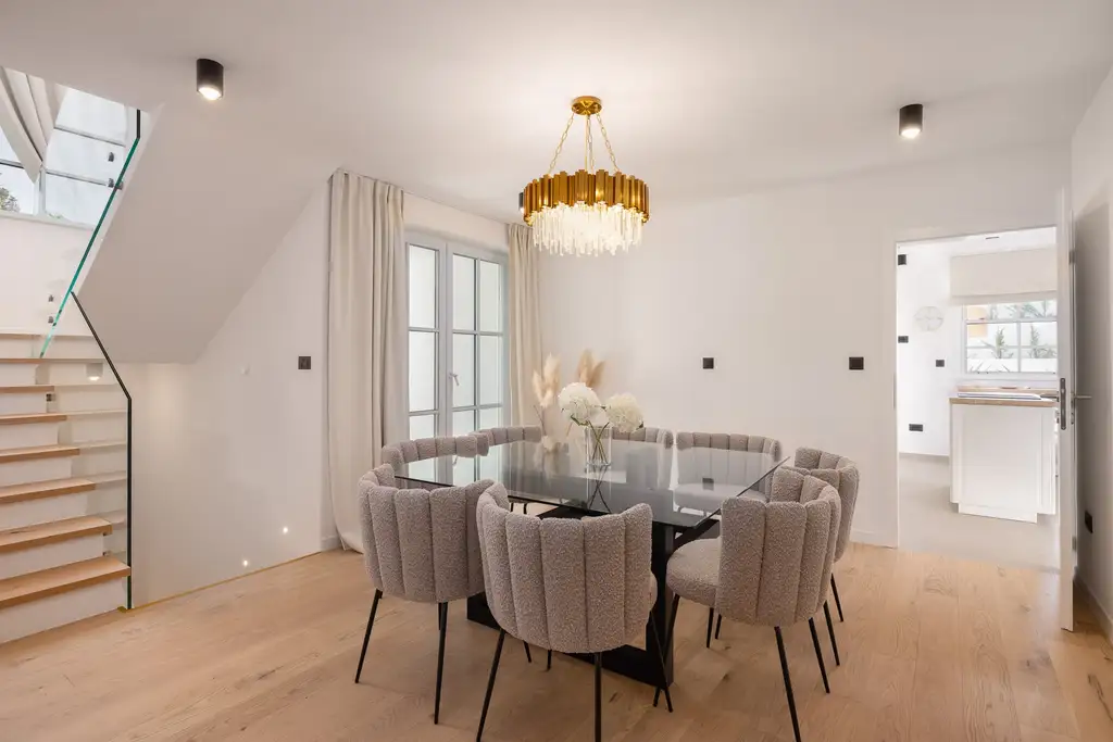 Coastal Villa Retreat with Pool in Ražanj
