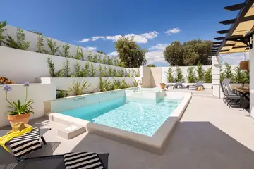 Coastal Villa Retreat with Pool in Ražanj