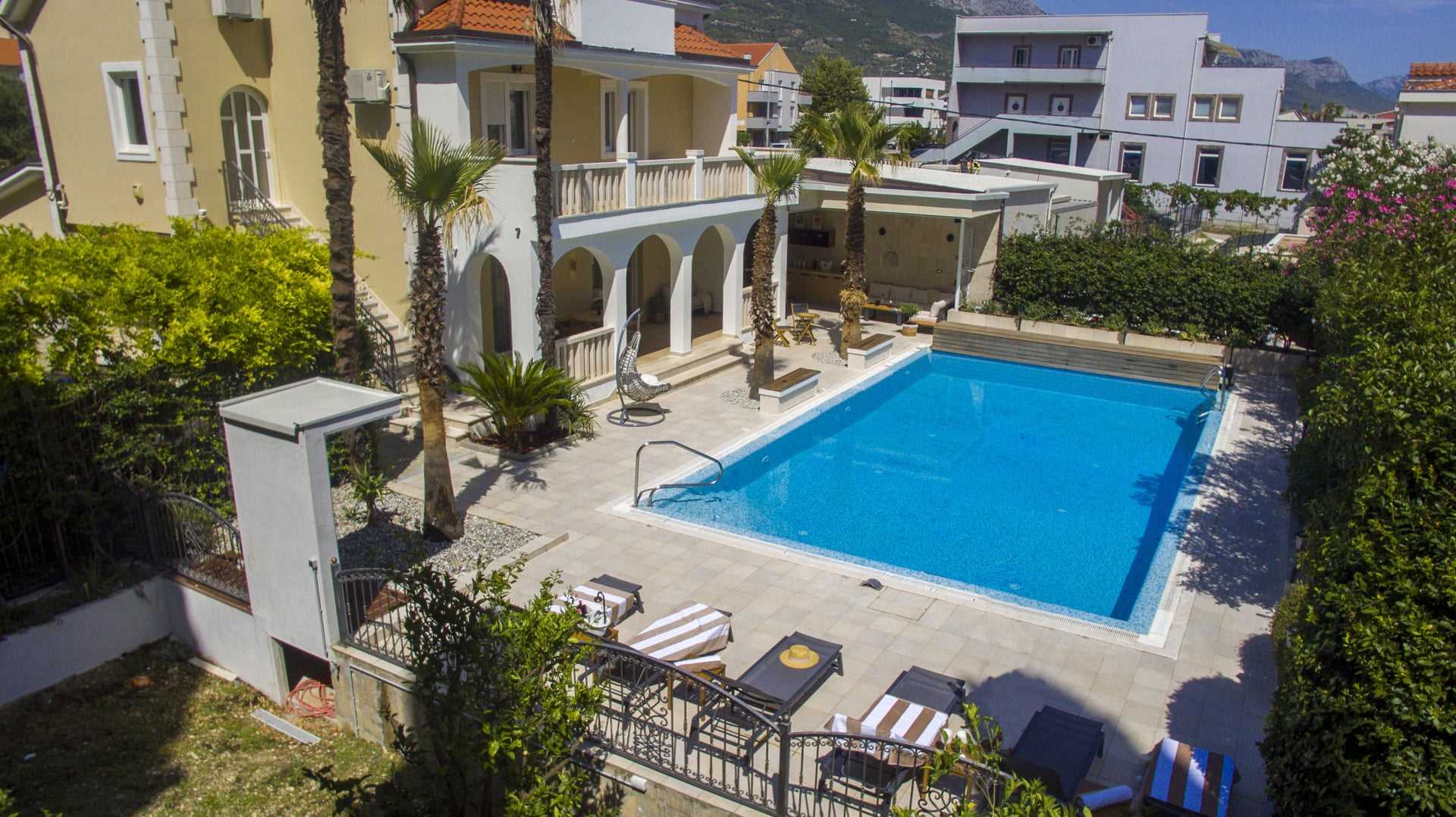 Villa Terra Antiqua with Pool