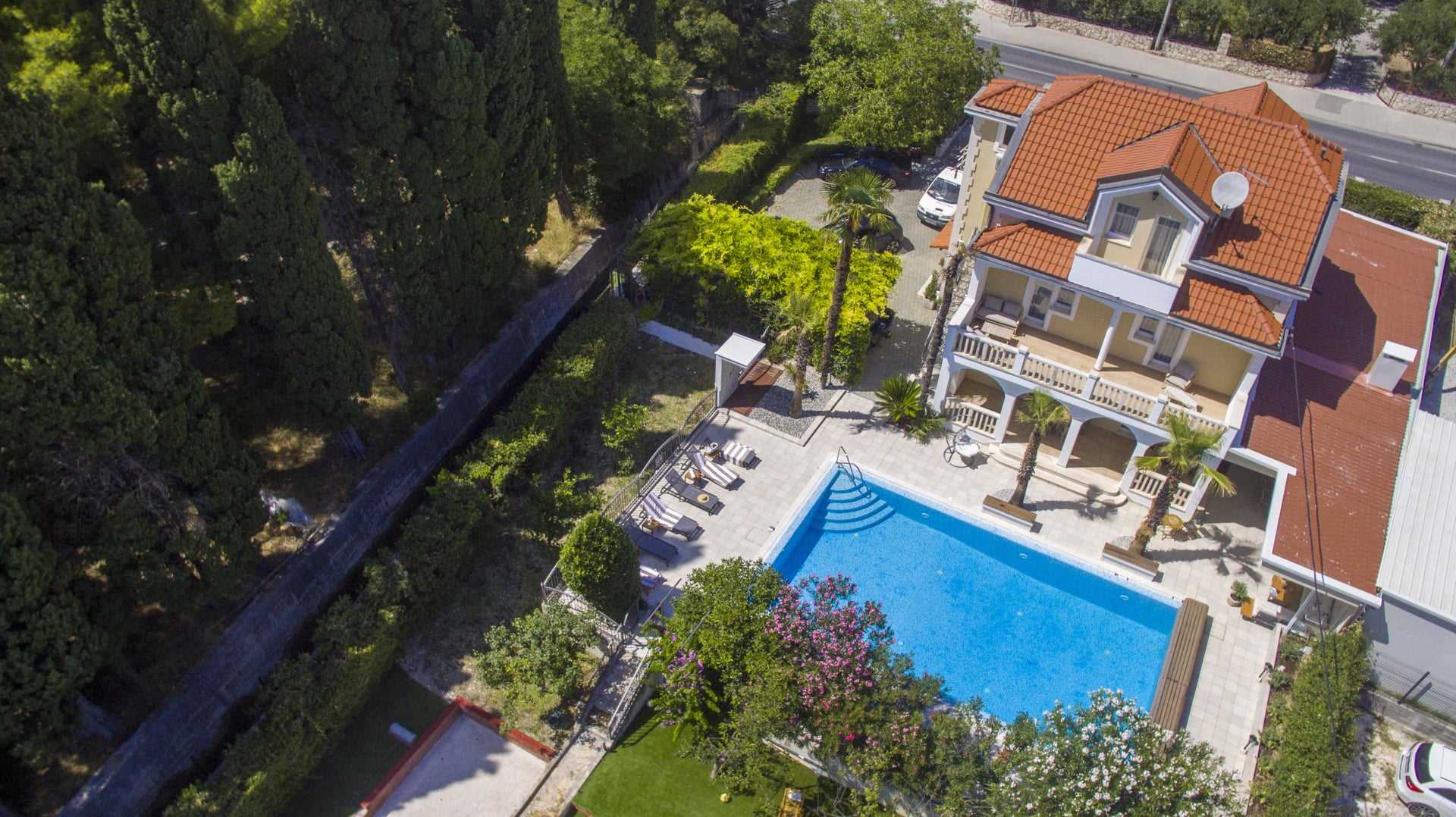 Villa Terra Antiqua with Pool