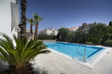 Modern Six-Bedroom Villa in Kaštel Lukšić