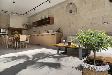 Modern Six-Bedroom Villa in Kaštel Lukšić