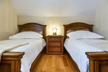 Modern Six-Bedroom Villa in Kaštel Lukšić