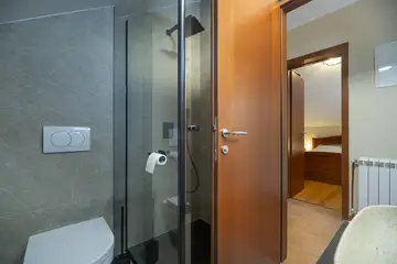 Modern Six-Bedroom Villa in Kaštel Lukšić