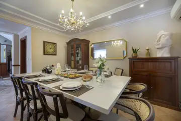 Modern Six-Bedroom Villa in Kaštel Lukšić