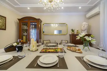 Modern Six-Bedroom Villa in Kaštel Lukšić