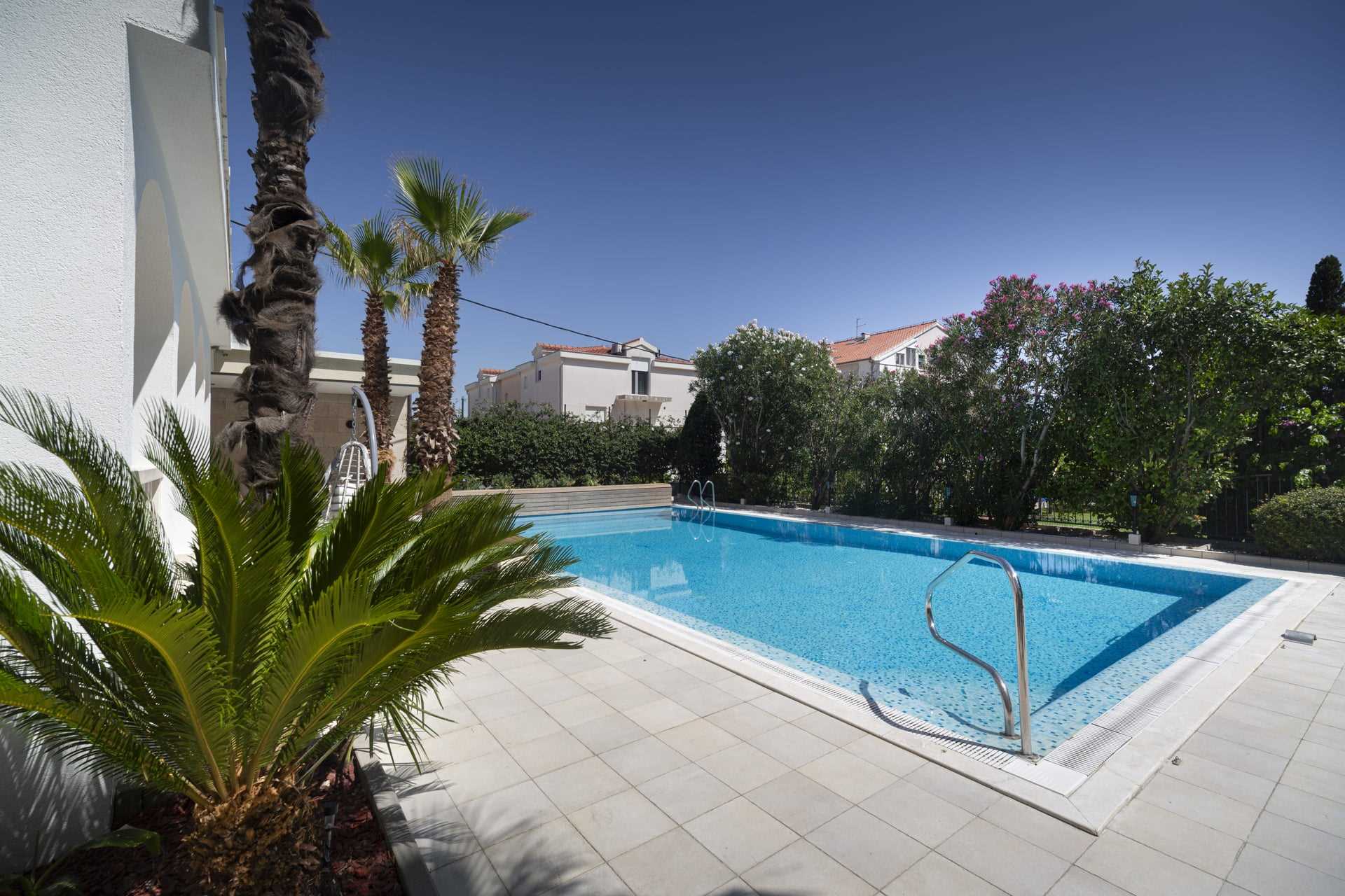 Villa Terra Antiqua with Pool