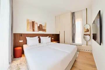 Modern 3-Bedroom Villa Retreat in Tar