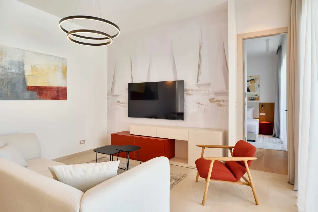 Modern 3-Bedroom Villa Retreat in Tar