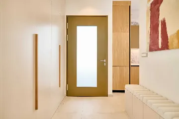 Modern 3-Bedroom Villa Retreat in Tar