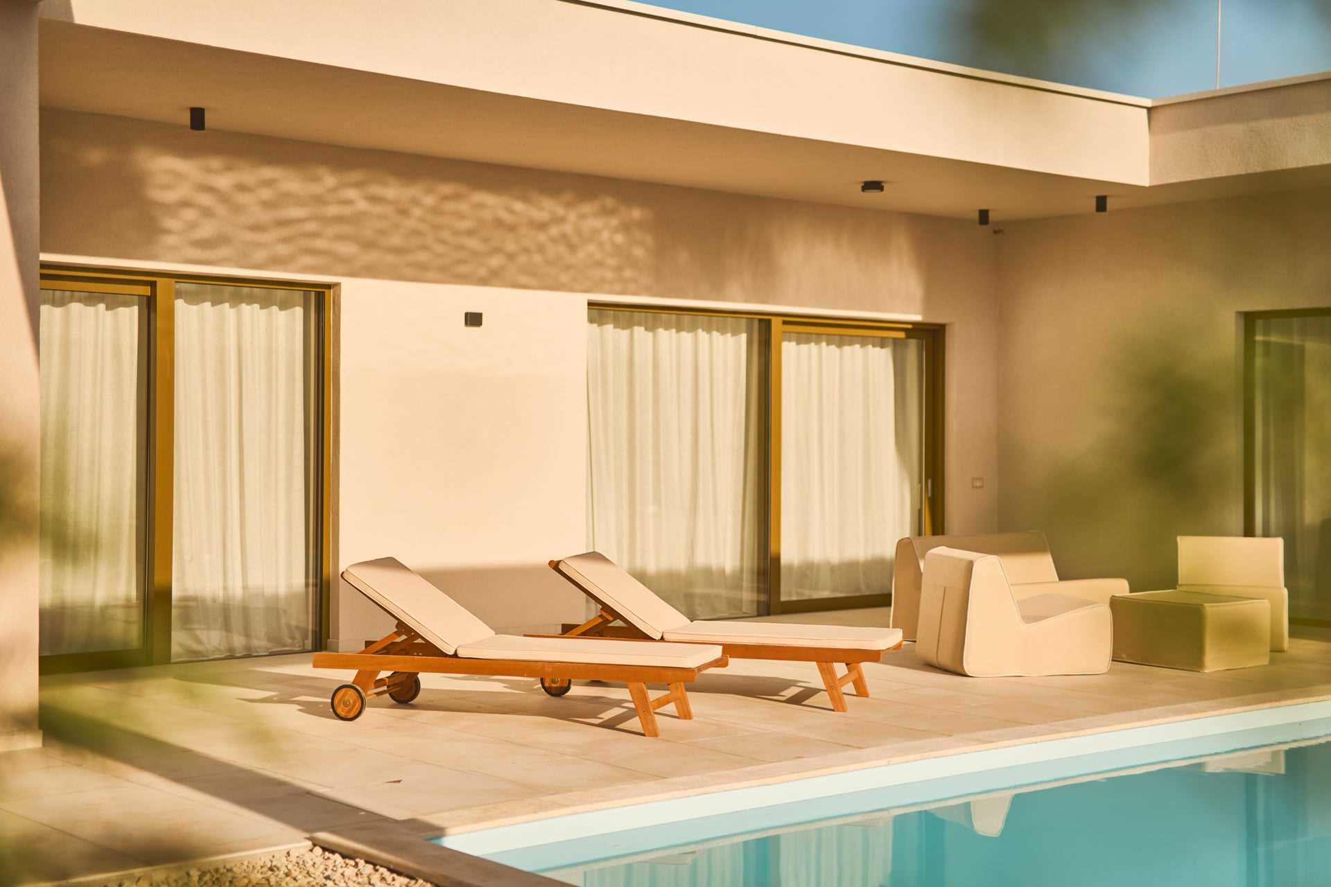 Villa Avelia with Pool
