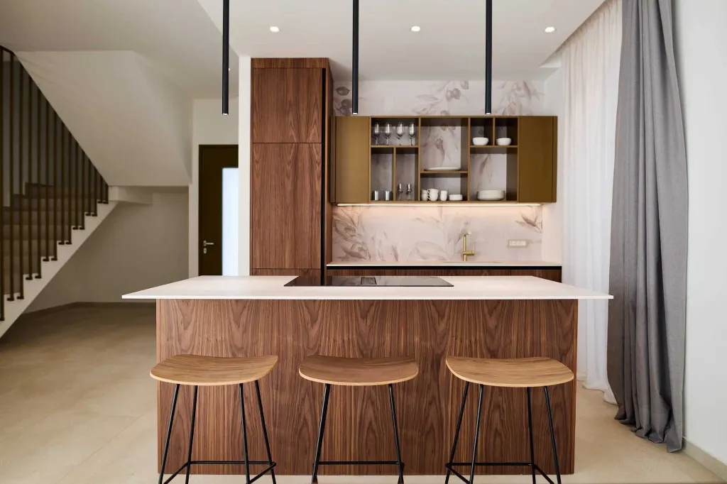 Spacious Villa Retreat with 4 Bedrooms in Tar