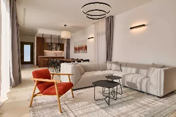 Spacious Villa Retreat with 4 Bedrooms in Tar