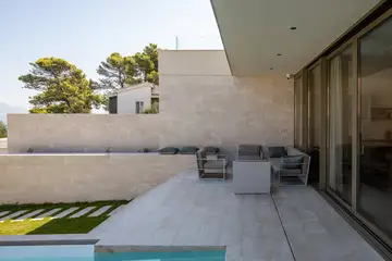 Spacious Family Villa with Pool in Trogir