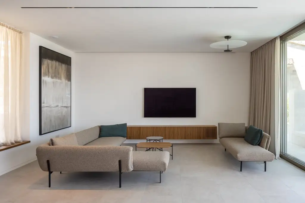 Spacious Family Villa with Pool in Trogir