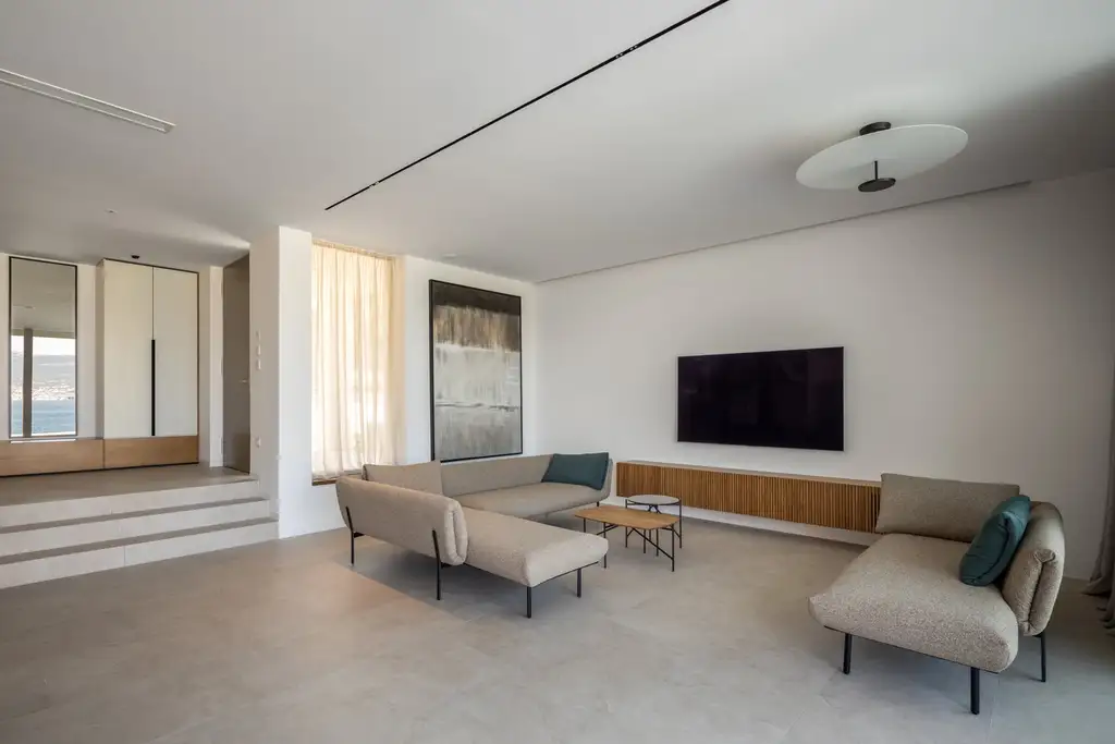 Spacious Family Villa with Pool in Trogir