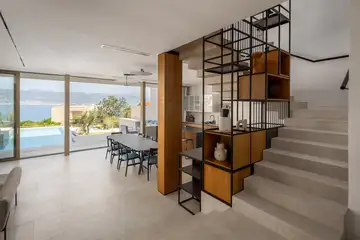 Spacious Family Villa with Pool in Trogir